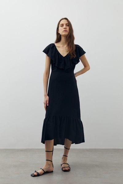 vestido-midi-negro-barato-sfera-tendencias-a-1620117423
