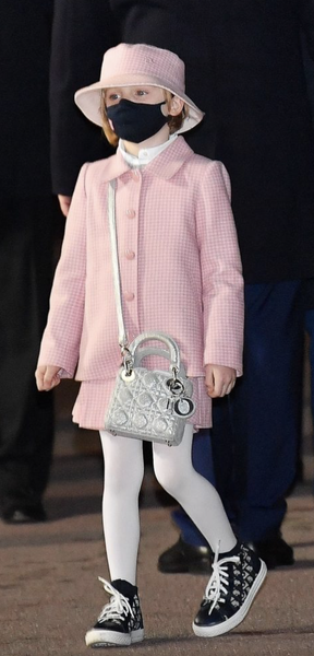 Captura de pantalla 2021-05-08 a las 12.08.50